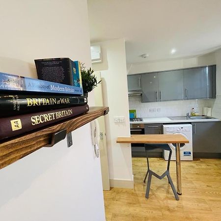 Lovely 2 Bedroom Serviced Apartment In Londres Exterior foto