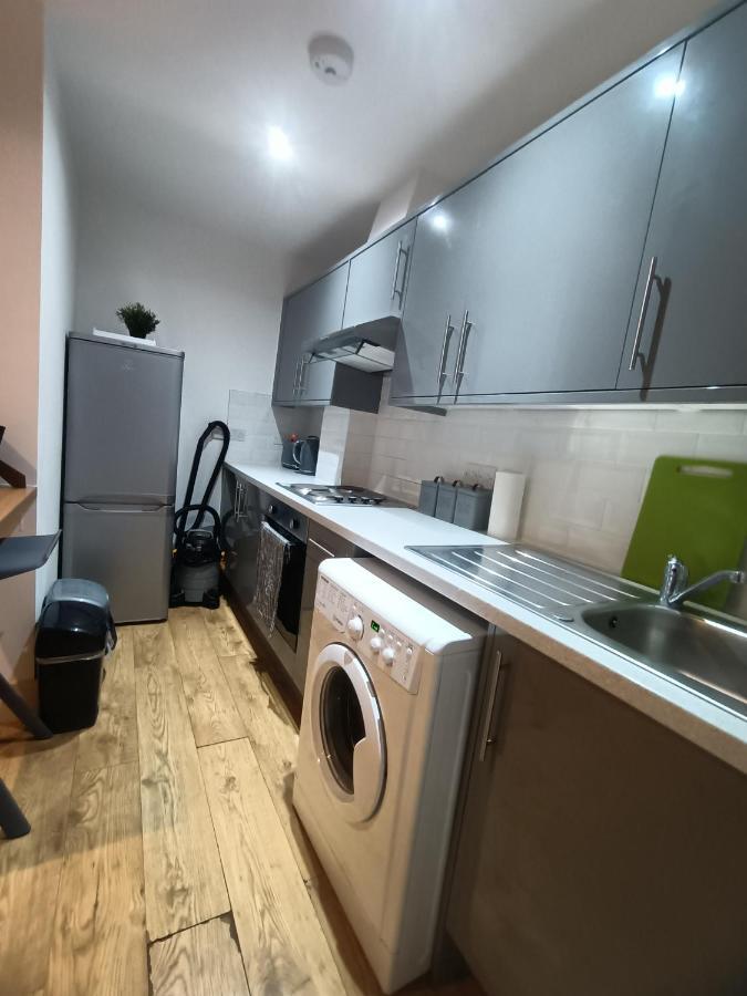 Lovely 2 Bedroom Serviced Apartment In Londres Exterior foto
